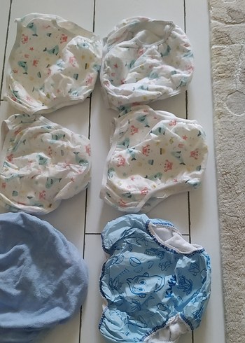 Beyaz Pamuklu Erkek Bebek Kolsuz Body - Görsel 11