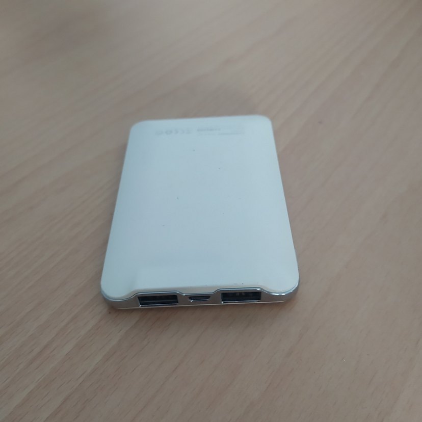 Beyaz Elektrik Prizi ve Telefon Jakı - Görsel 5