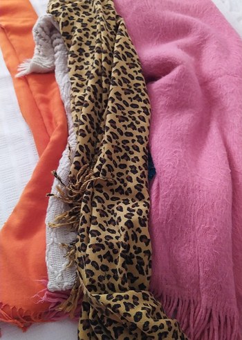 Renkli Püsküllü Kadın Fular - Görsel 6