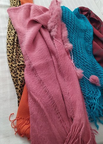 Renkli Püsküllü Kadın Fular - Görsel 7