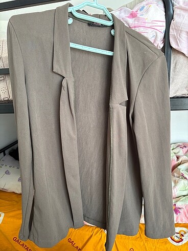 Zara Haki renk ceket