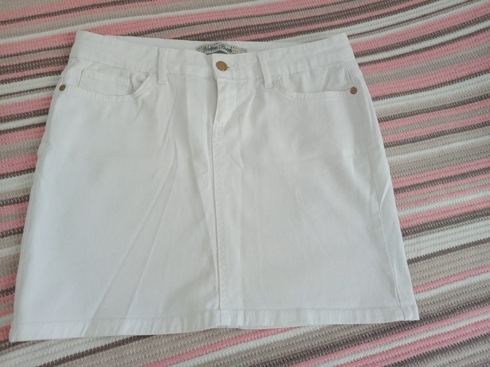 Düğmeli Beyaz Kadın Mini Etek - Görsel 3