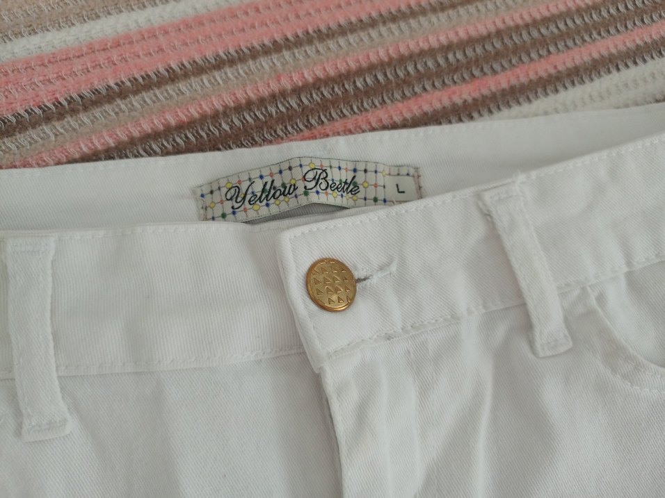 Düğmeli Beyaz Kadın Mini Etek - Görsel 4