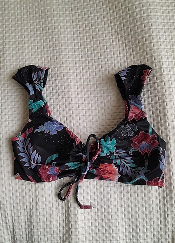 Bikini üst