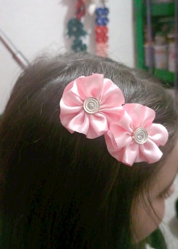 Pembe Çiçekli Kurdeleli Çocuk Toka Seti - Görsel 3