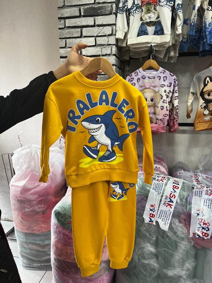 Renkli Baskılı Sarı Erkek Bebek Eşofman Takımı - Görsel 2