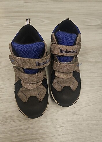 33 Beden ürün sayılı giyilmistir. 33 numara timberland marka erkek cocuk