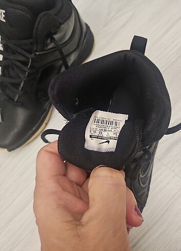 33 Beden Nike Team Hustle D6 orijinal