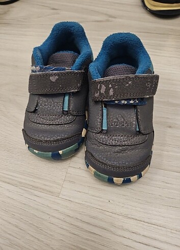Adidas bebek ayakkabı