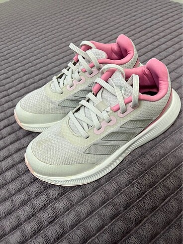 Adidas çocuk ayakkabı