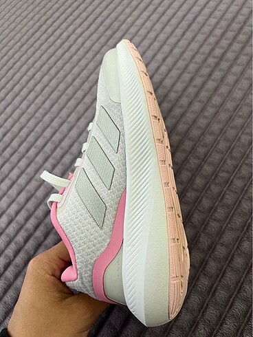 31 Beden gri Renk Adidas çocuk ayakkabı