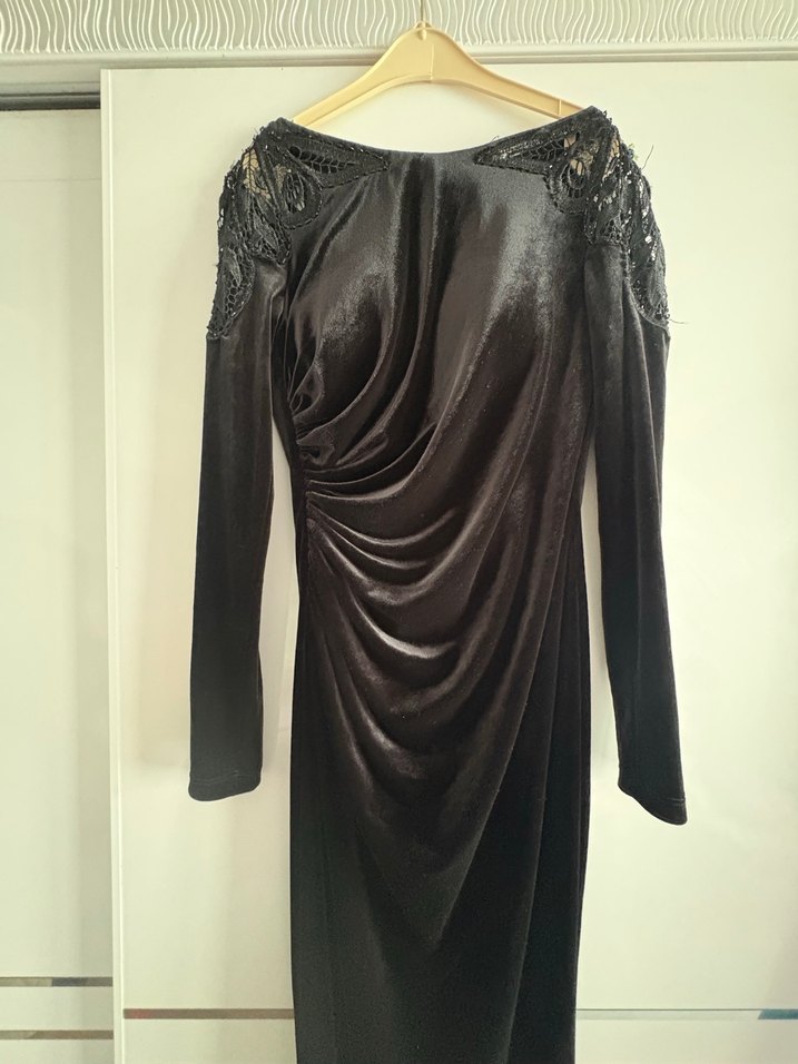 Uzun Siyah  Drapeli Kadın Elbise - Görsel 3