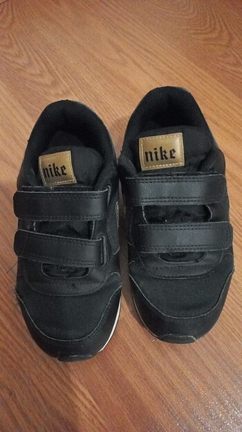 Orijinal Nike erkek çocuk ayakkabı temiz
