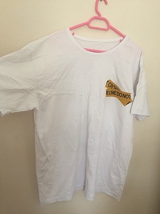 Beyaz tshirt