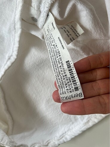 36 Beden Bershka marka kadın şort