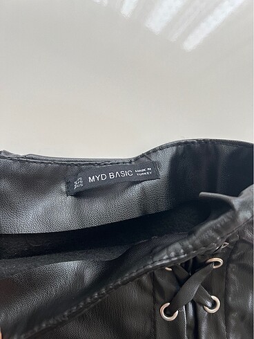 Kadın kısa deri etek - Görsel 3