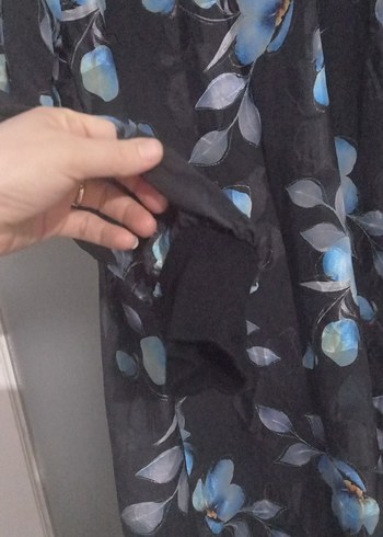 Mavi Çiçek Desenli Uzun Kollu Uzun Elbise - Görsel 4