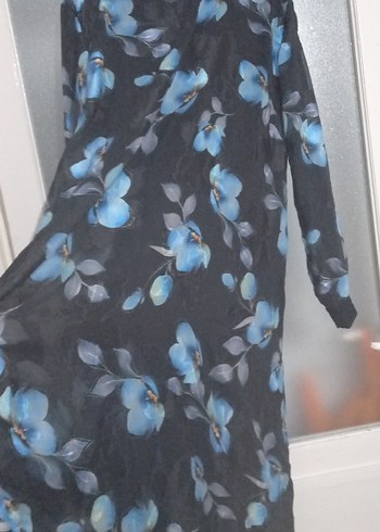 Mavi Çiçek Desenli Uzun Kollu Uzun Elbise - Görsel 3