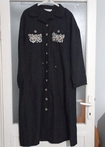 Uzun Kollu Siyah Nakışlı Kadın Tunik - Görsel 2