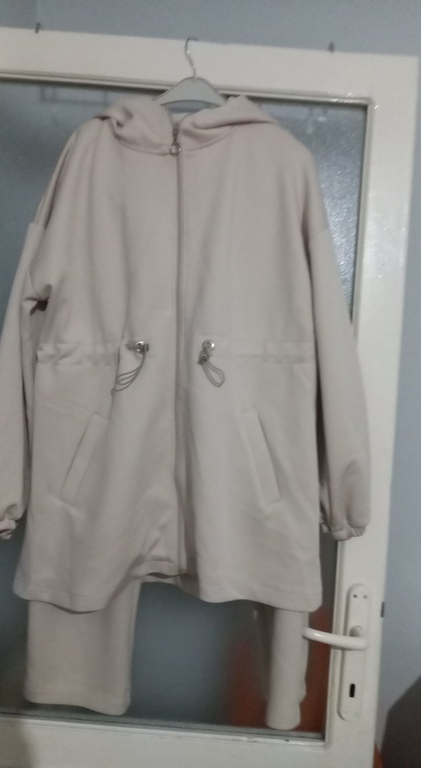 Kadın Kapüşonlu Gri Mini Eşofman Takımı - Görsel 2