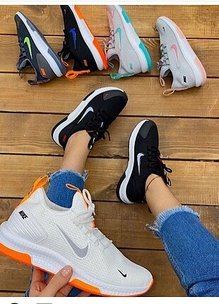 Nike spor ayakkabı