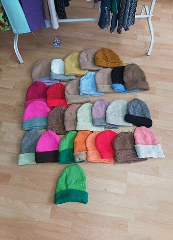 6 adet şapka 