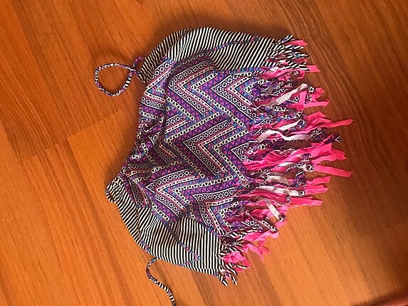 Bikini üstü