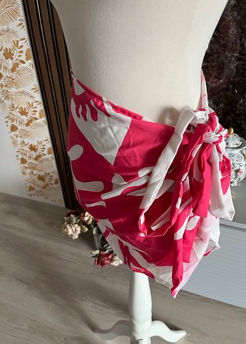 Pembe Bağlamalı Pareo - Görsel 2