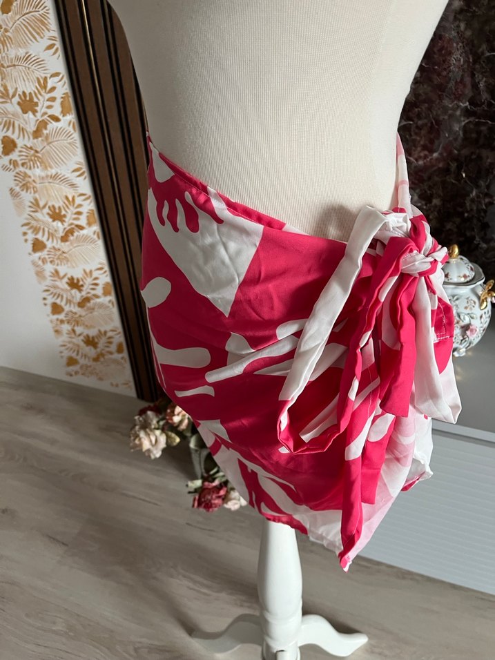 Pembe Bağlamalı Pareo - Görsel 2