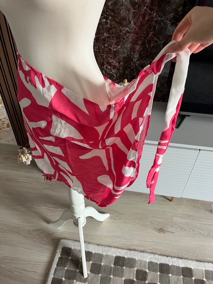 Pembe Bağlamalı Pareo - Görsel 4