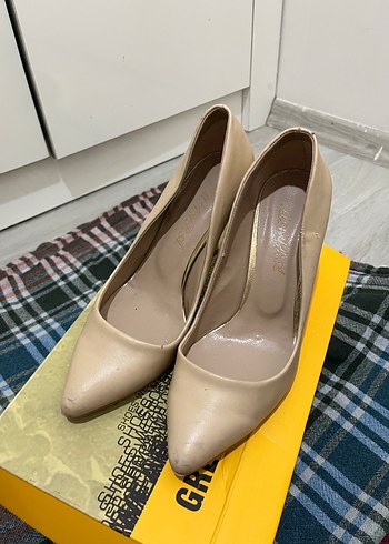 Bej Kadın Stiletto Topuklu Ayakkabı - Görsel 3