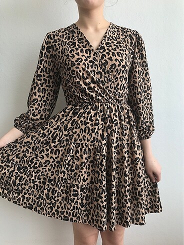 Leopar elbise