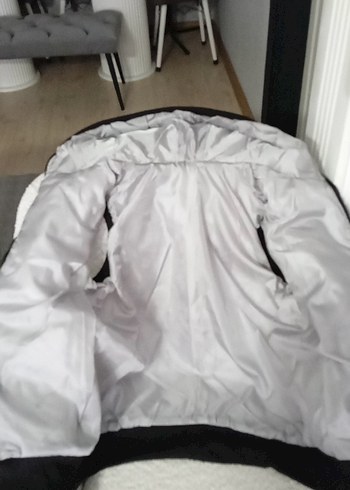 Siyah Kapitone Fermuarlı Kolsuz unisexYelek - Görsel 2