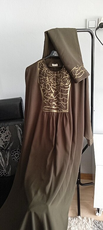 Abaya ferace