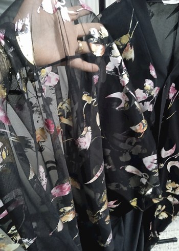 Uzun Siyah Çiçek Desenli Bohem abaya - Görsel 5