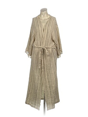 Defacto Kimono %70 İndirimli.