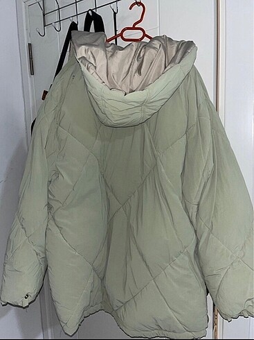 Mont Bershka