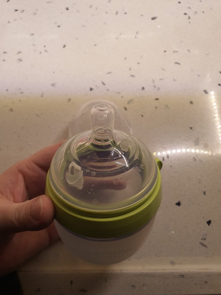 comotomo Bebek Biberonu, Şeffaf Kapaklı - Görsel 2