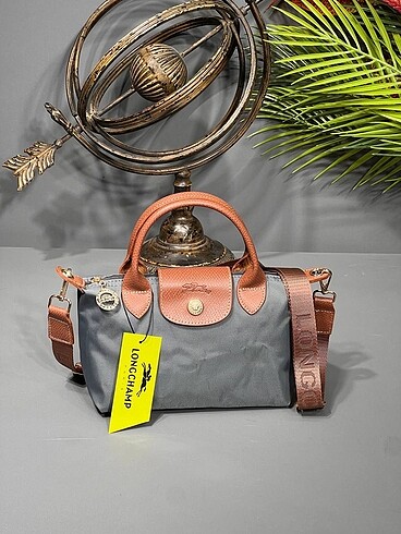  Beden Longchamp Trousse cosmetioues No: 0