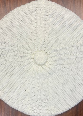 Resaam Model Beyaz Simli Yün Bere - Görsel 2