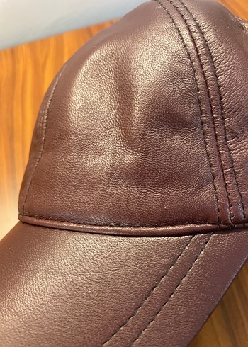 %100 Kuzu Derisi Bordo Cap Şapka - Görsel 5