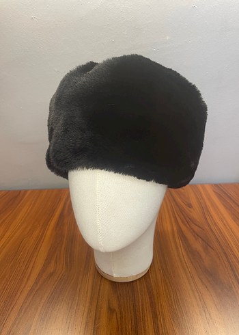 Siyah Kürklü Rus Kadın Karpak Şapka - Görsel 4