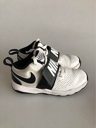 Nike Erkek Çocuk Basketbol Ayakkabı