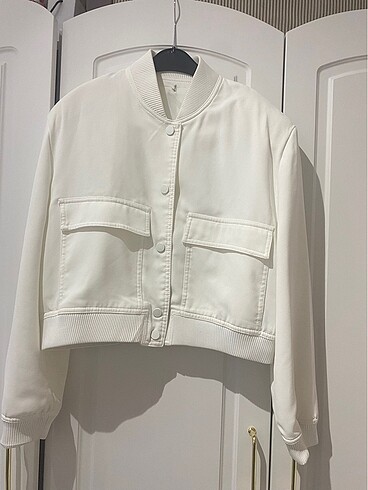 Zara muadili crop vatkalı ceket