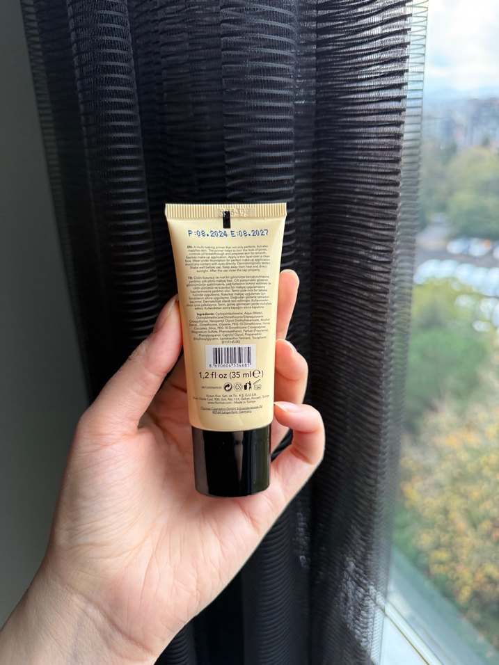 Flormar Matlaştırıcı Makyaj Bazı - Görsel 2