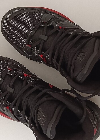43 Beden Nike kyrie 7 spor ayakkabı sıfır gibi 