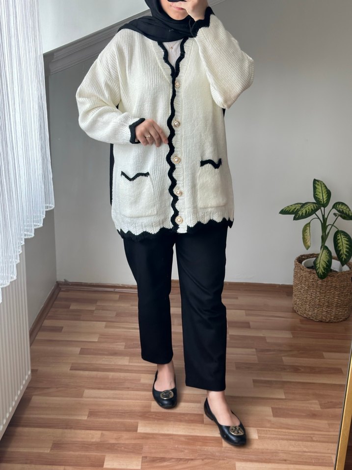 İnci düğmeli hırka - Görsel 2