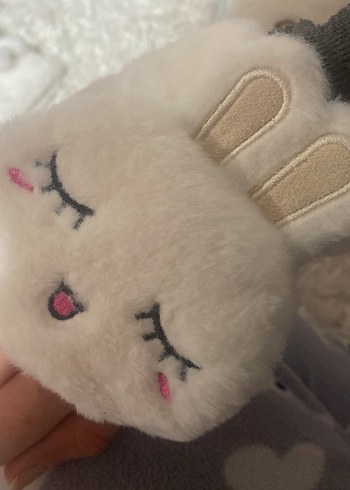 Beyaz Yumuşak Peluş Eldiven - Görsel 2