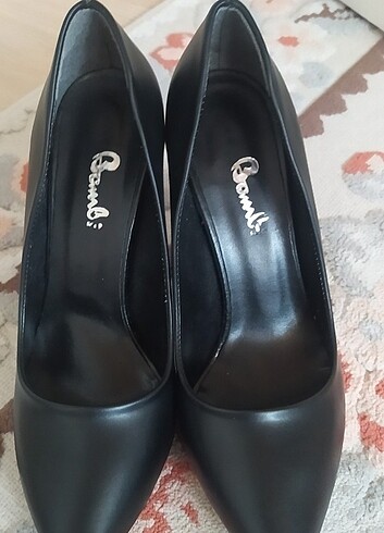 İnce topuk ayakkabı - Görsel 2
