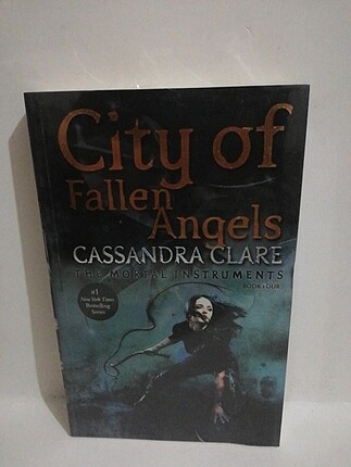 City of fallen angels, Cassandra Clare 